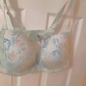 Voglio 42D Gisella Collection Bra Like New